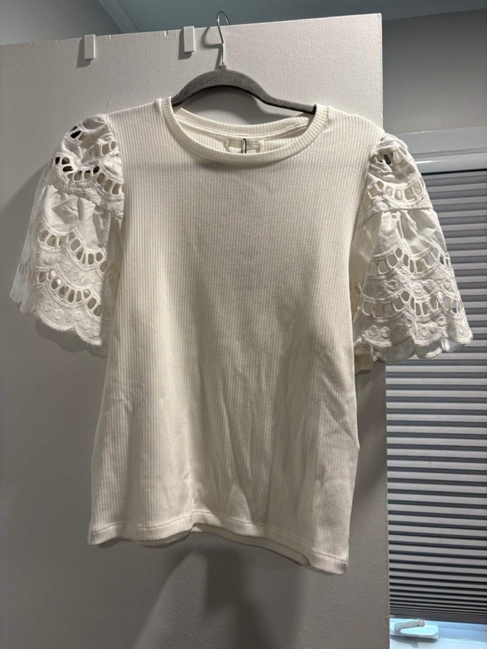 Zara eyelet puff Sleeve Ribbed Knit Top - White